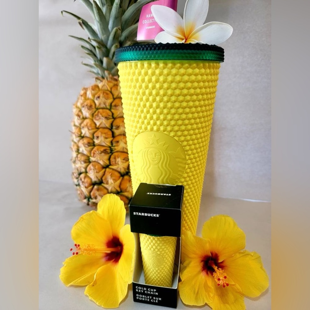 Limited Edition Hawaii Pineapple Collectors Starbucks Tumbler 🌺🍍